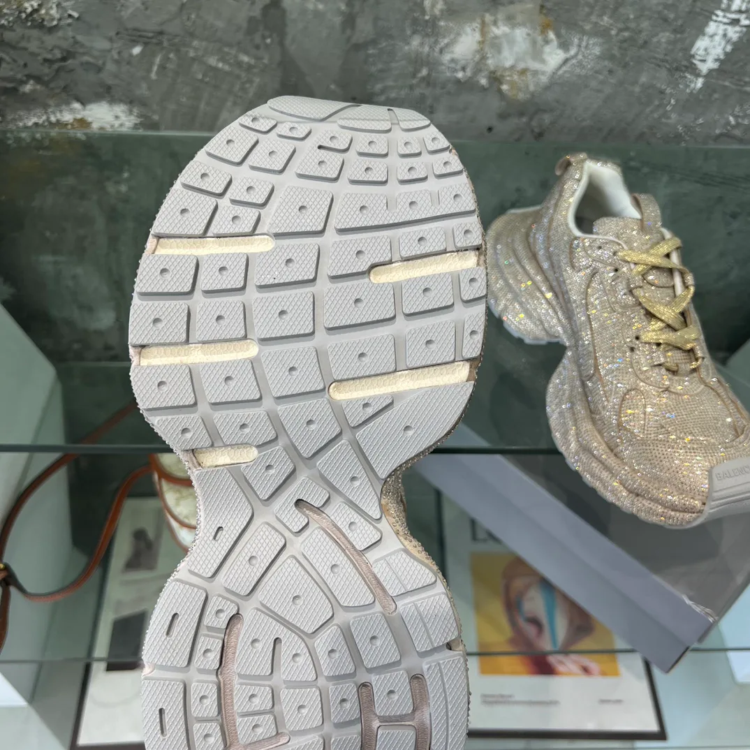 Кроссовки Женские Balenciaga 9631