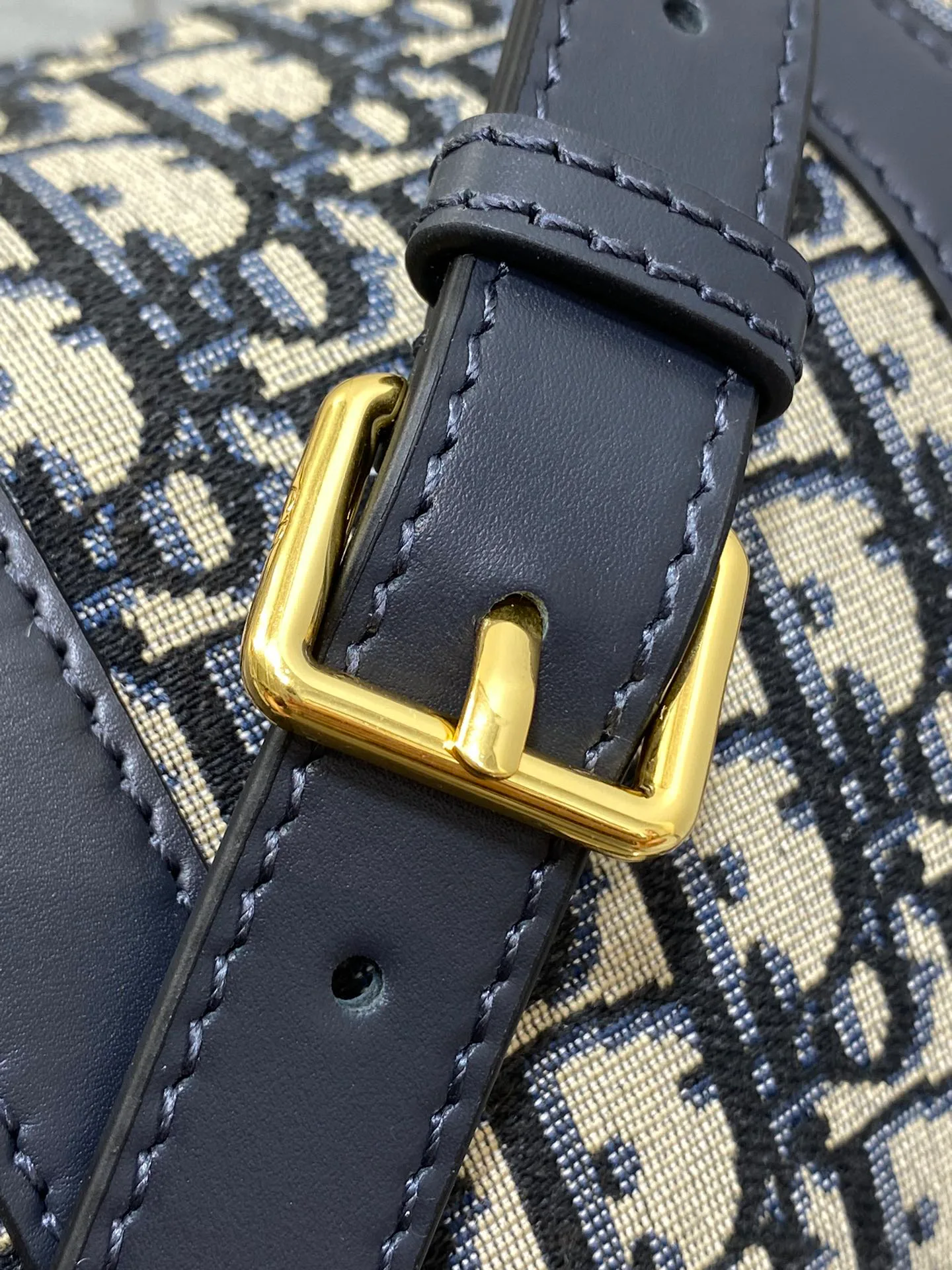 Сумки На Ремне Женские Gucci 193176