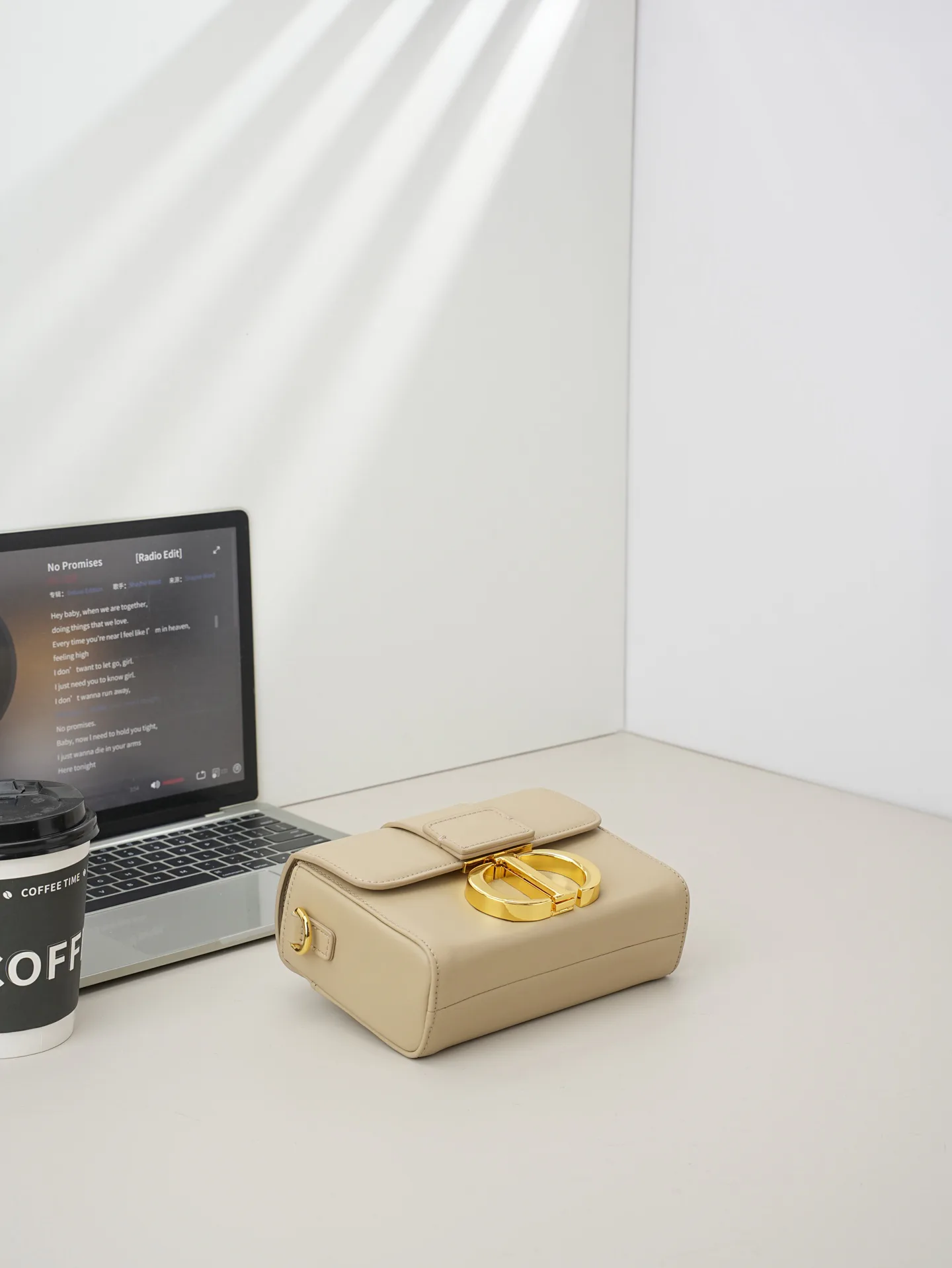 Сумки На Ремне Женские Christian Dior 1864322