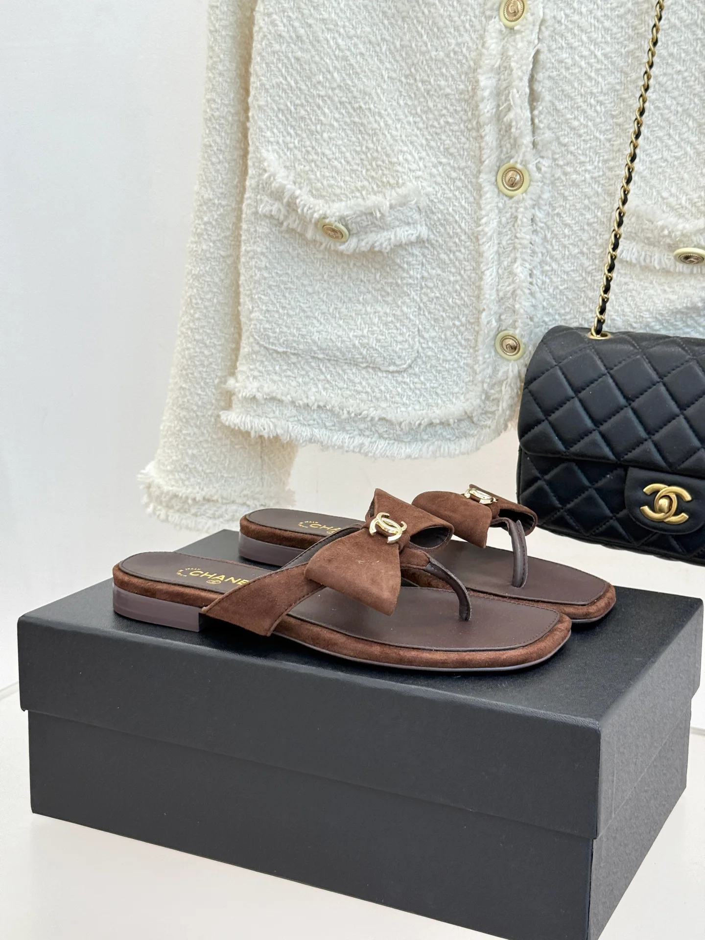 Шлепанцы Женские Chanel 16965741
