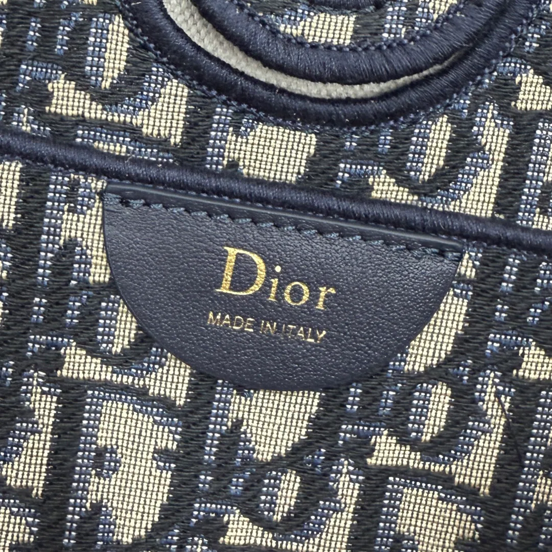 Классические Сумки Женские Christian Dior 18187819