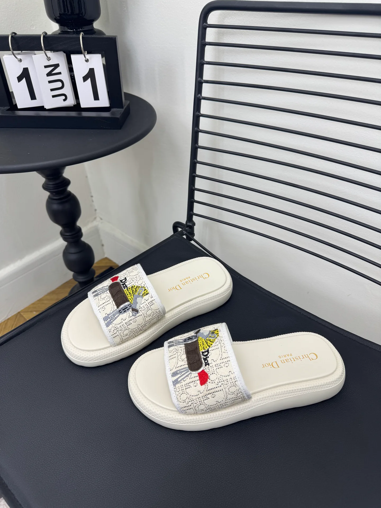 Шлепанцы Женские Christian Dior 11674066