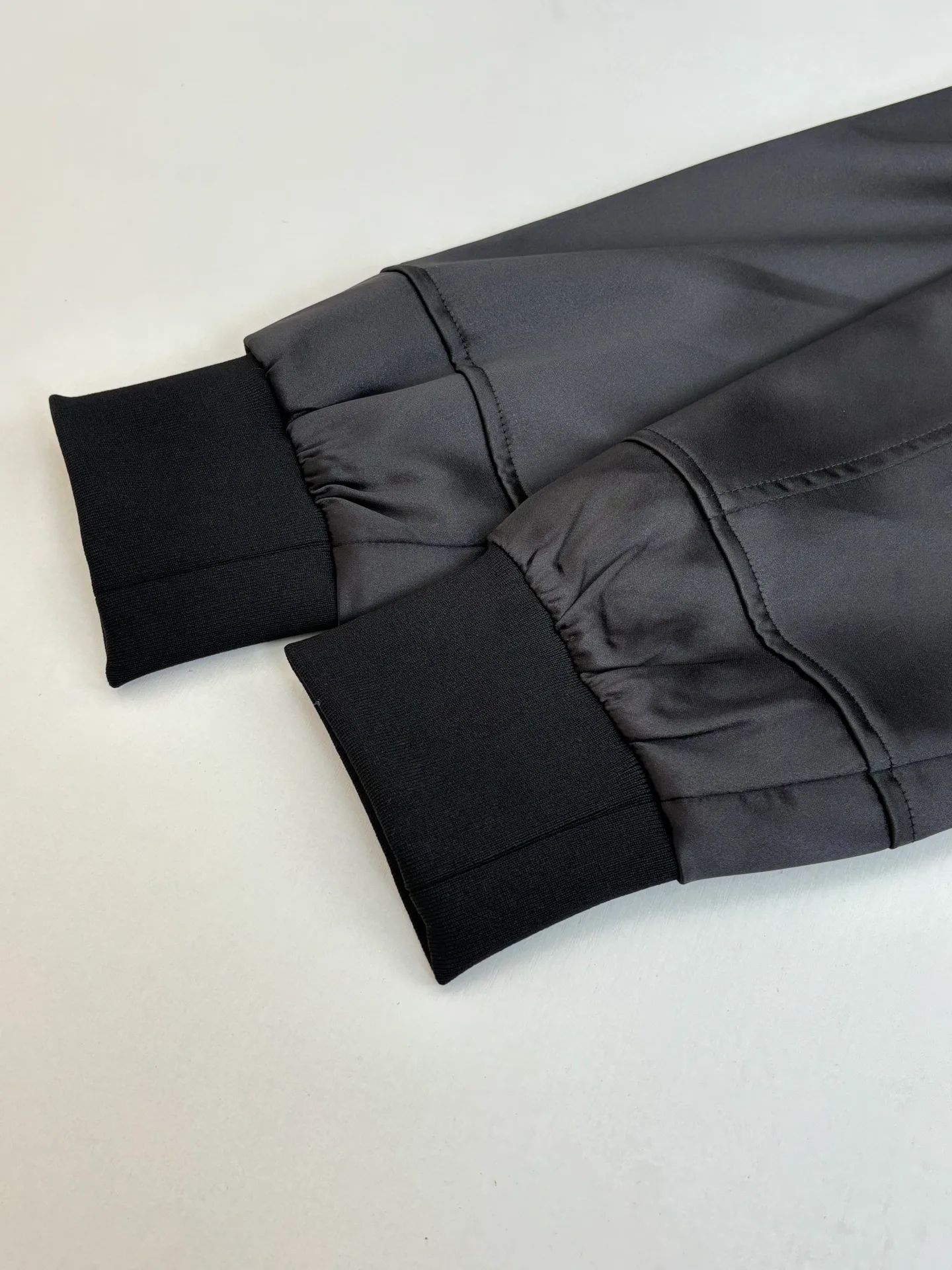 Куртки И Пуховики Женские Givenchy 168598