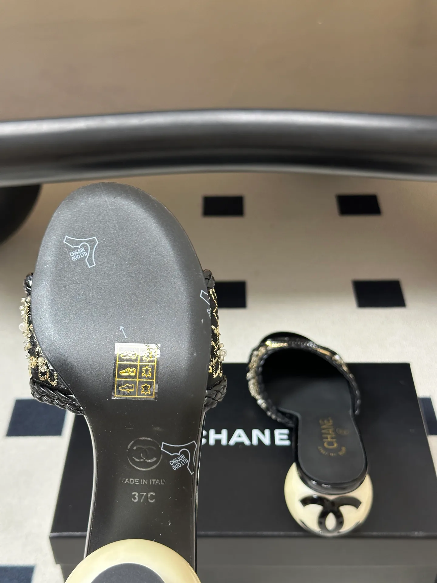 Босоножки Женские Chanel 17403443