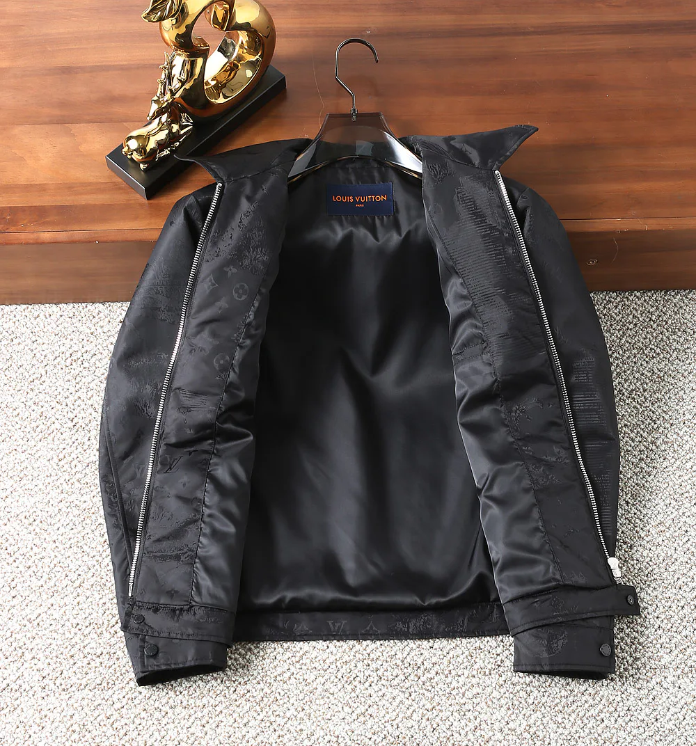 Куртки И Пуховики Мужские Louis Vuitton 3800645
