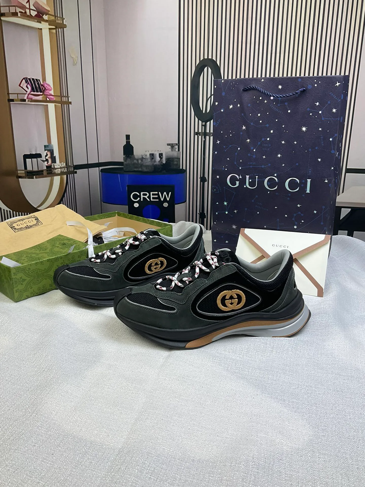 Кроссовки Женские Gucci 5120056