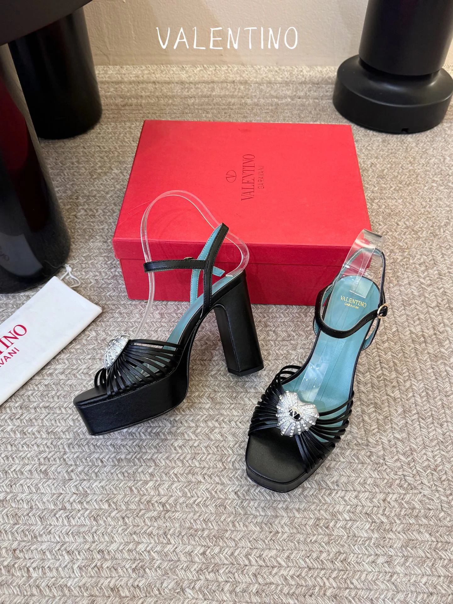 Босоножки Женские Valentino 17281535