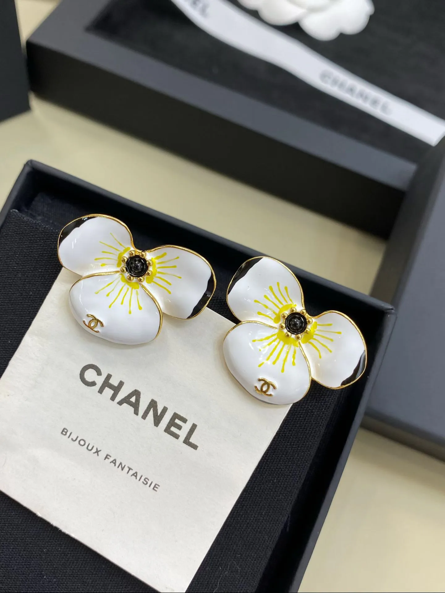 Бижутерия Chanel 18122628