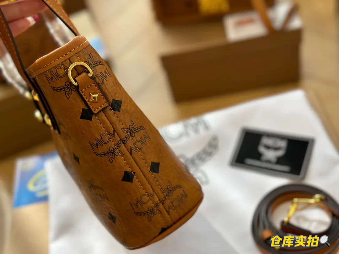 Сумки На Ремне Женские Mcm 12742718