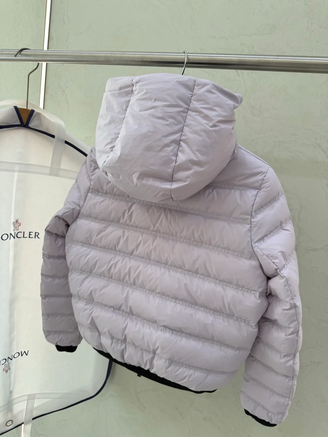 Куртки И Пуховики Женские Moncler 18052699