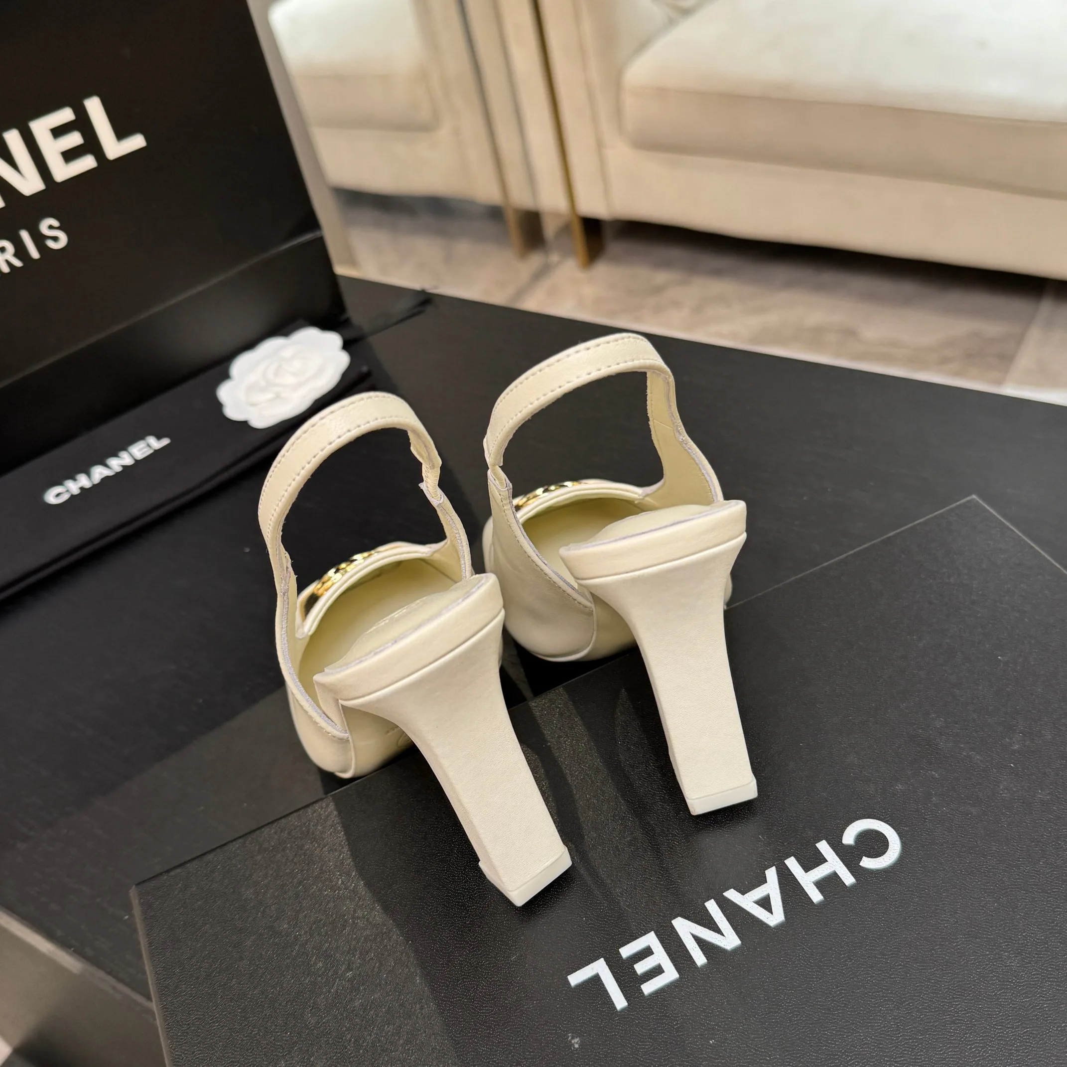 Босоножки Женские Chanel 18851231