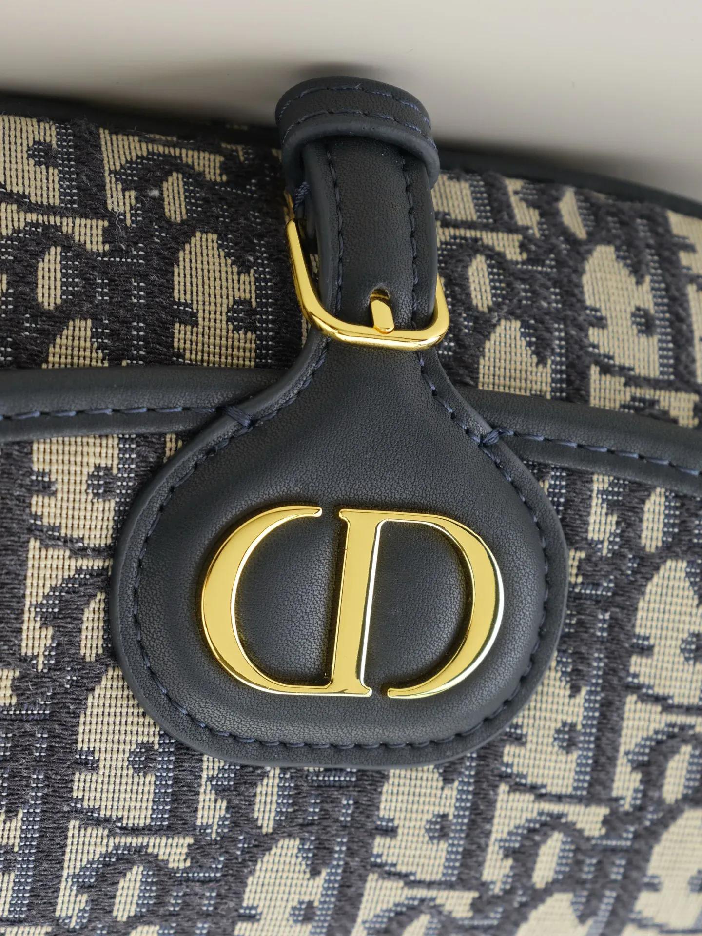 Сумки На Ремне Женские Christian Dior 1864316