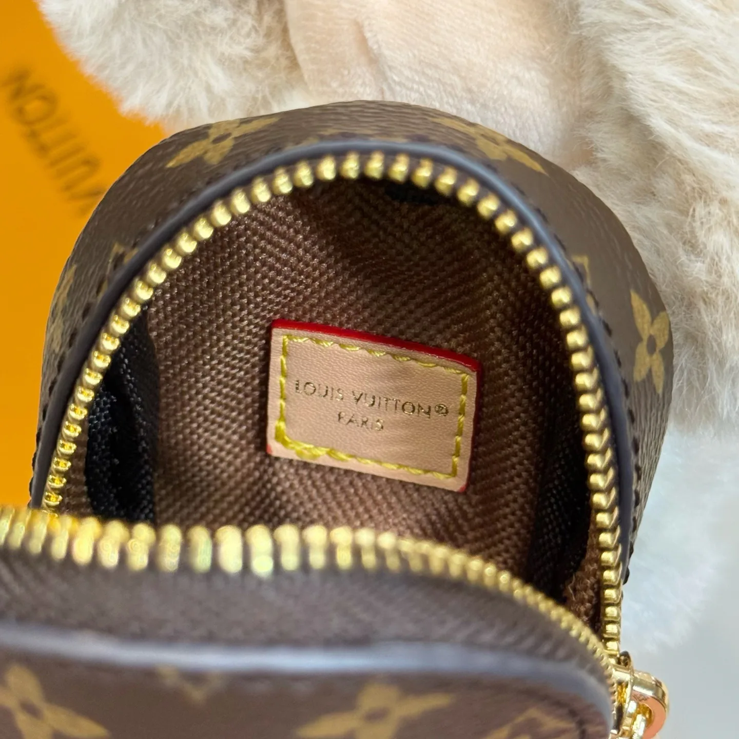 Ключницы Louis Vuitton 17886406