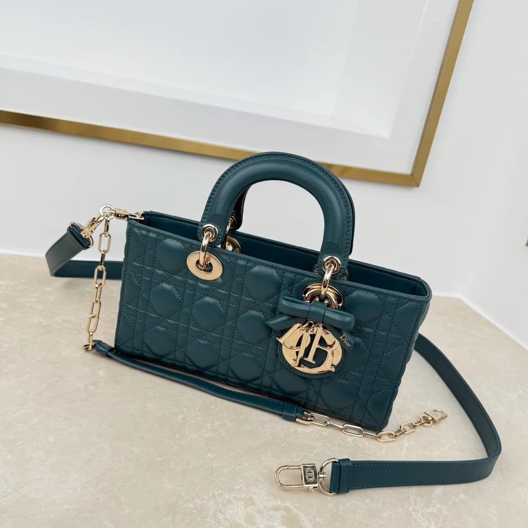 Классические Сумки Женские Christian Dior 18242046