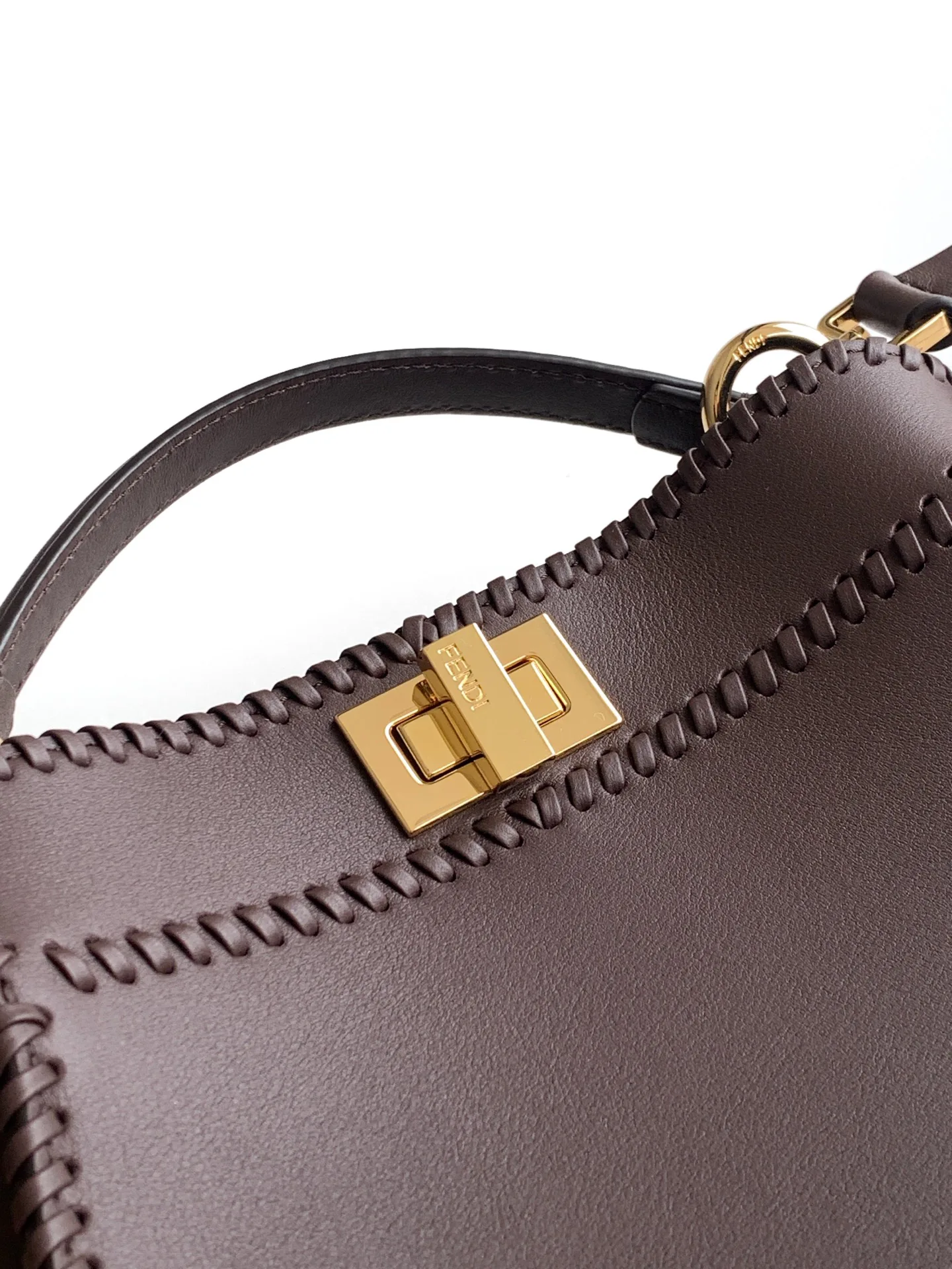 Классические Сумки Женские Fendi 13234486