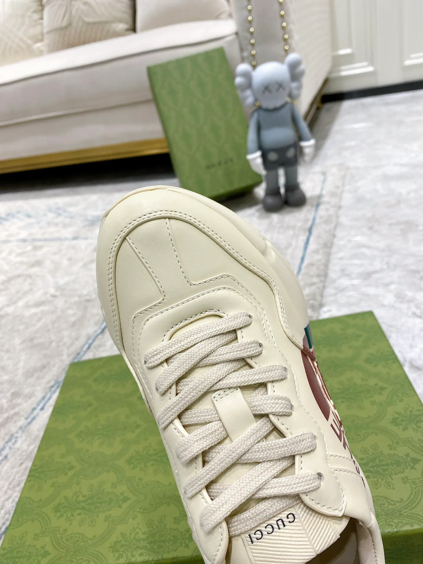 Кроссовки Женские Gucci 375851