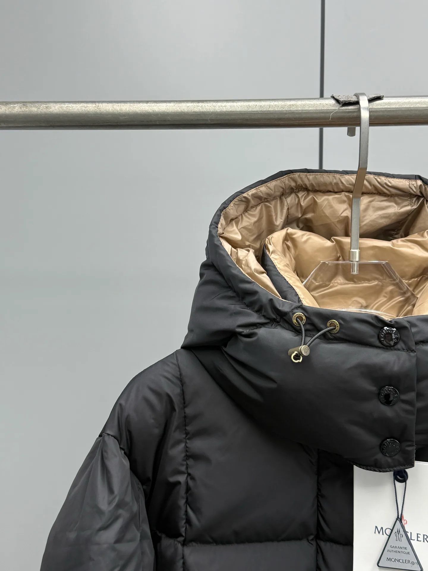 Куртки И Пуховики Женские Moncler 18326250