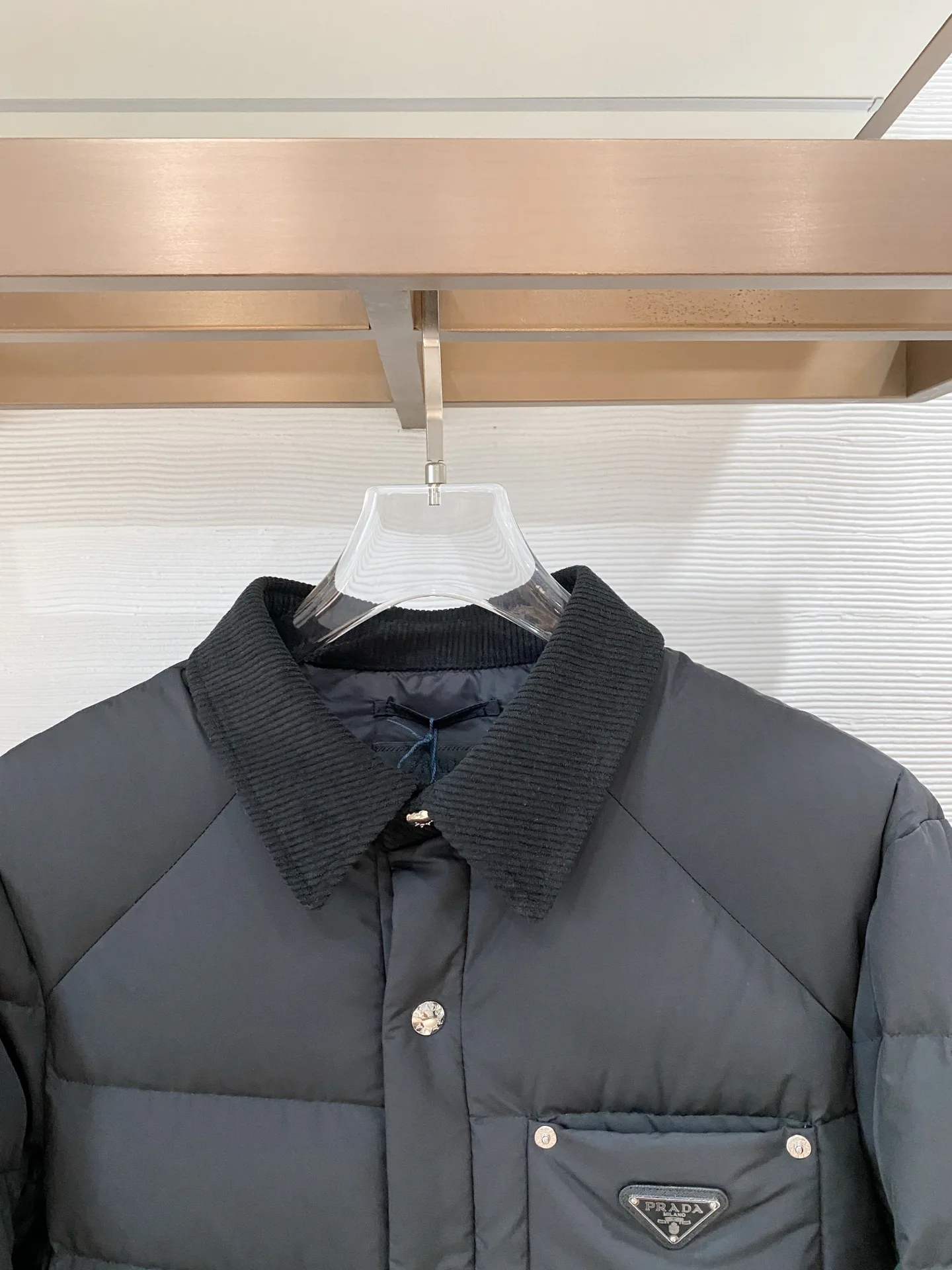 Куртки И Пуховики Мужские Prada 17941241