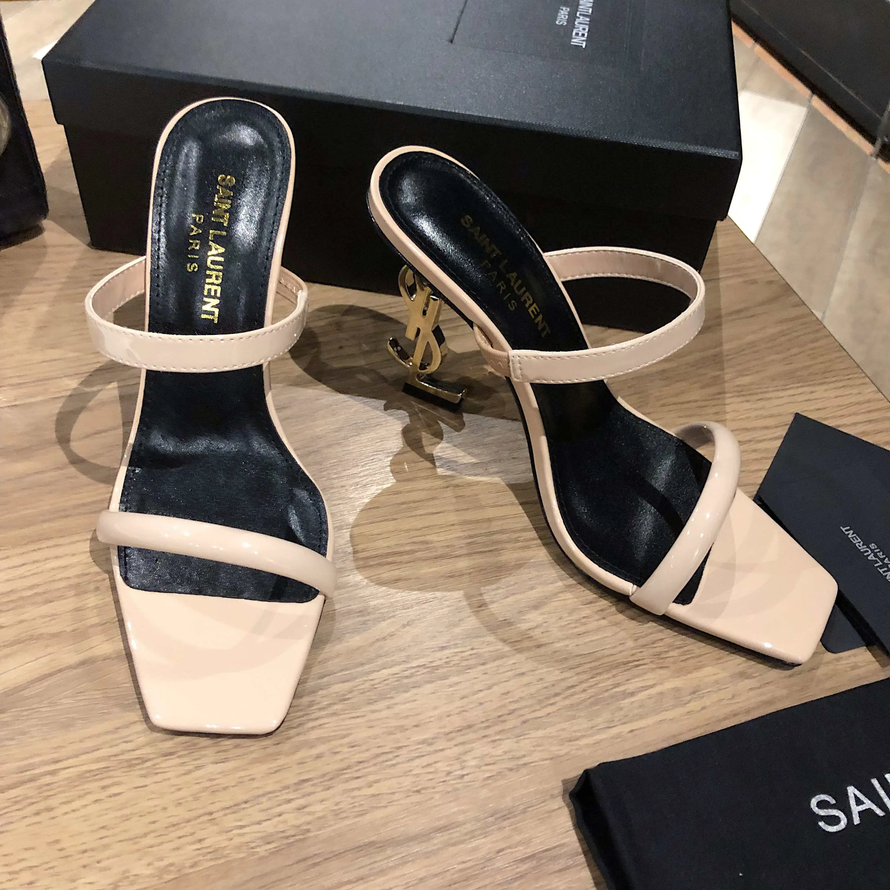 Босоножки Женские Saint Laurent 11220496