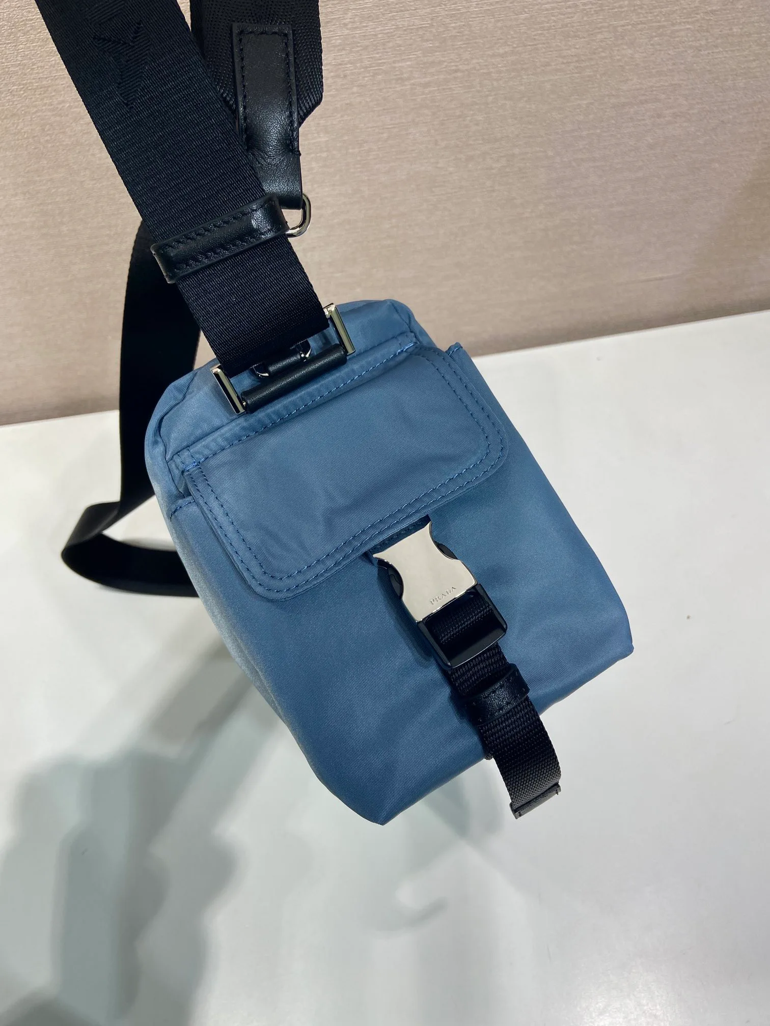 Сумки На Ремне Женские Prada 11897339