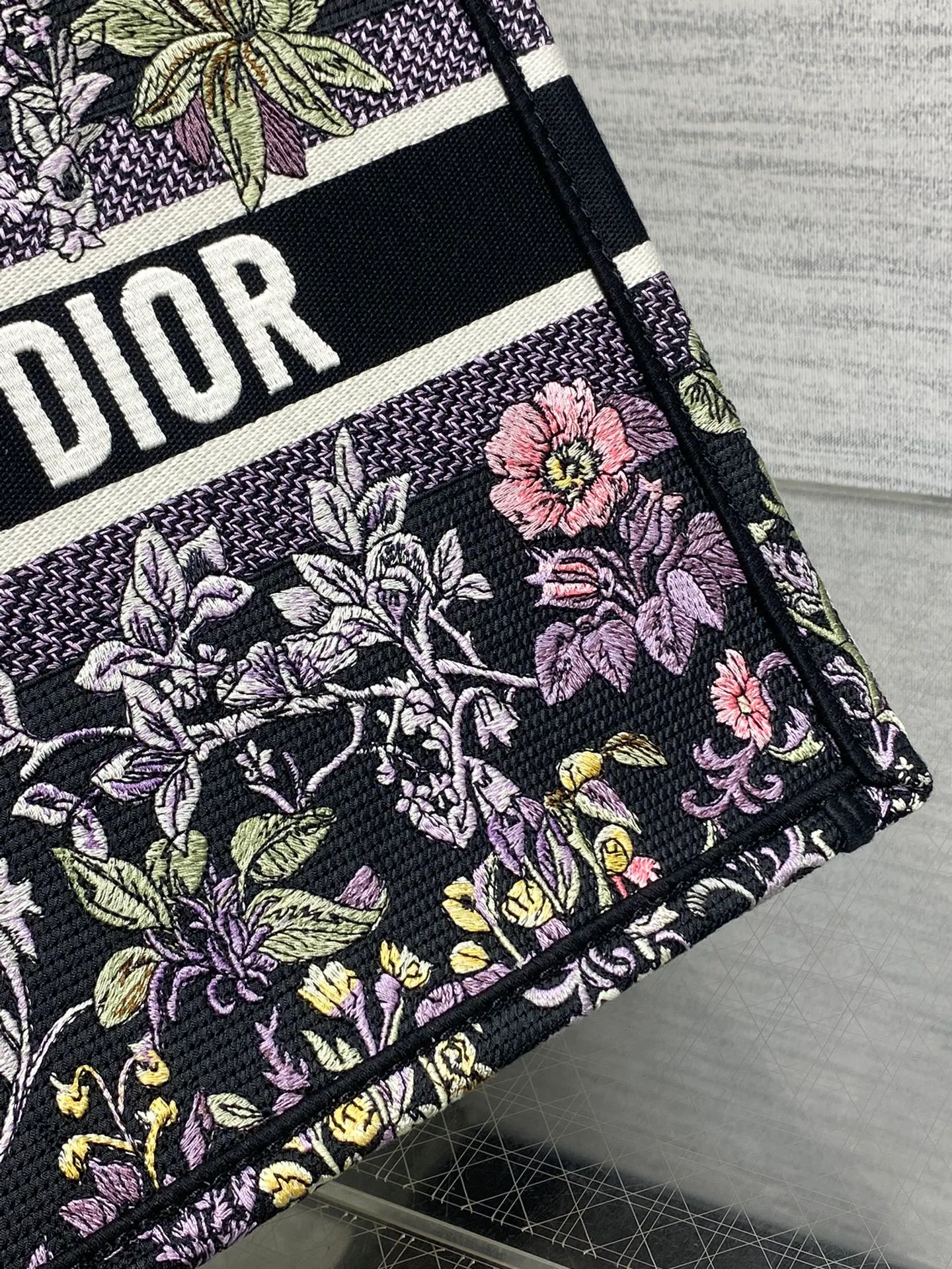 Классические Сумки Женские Christian Dior 13227219