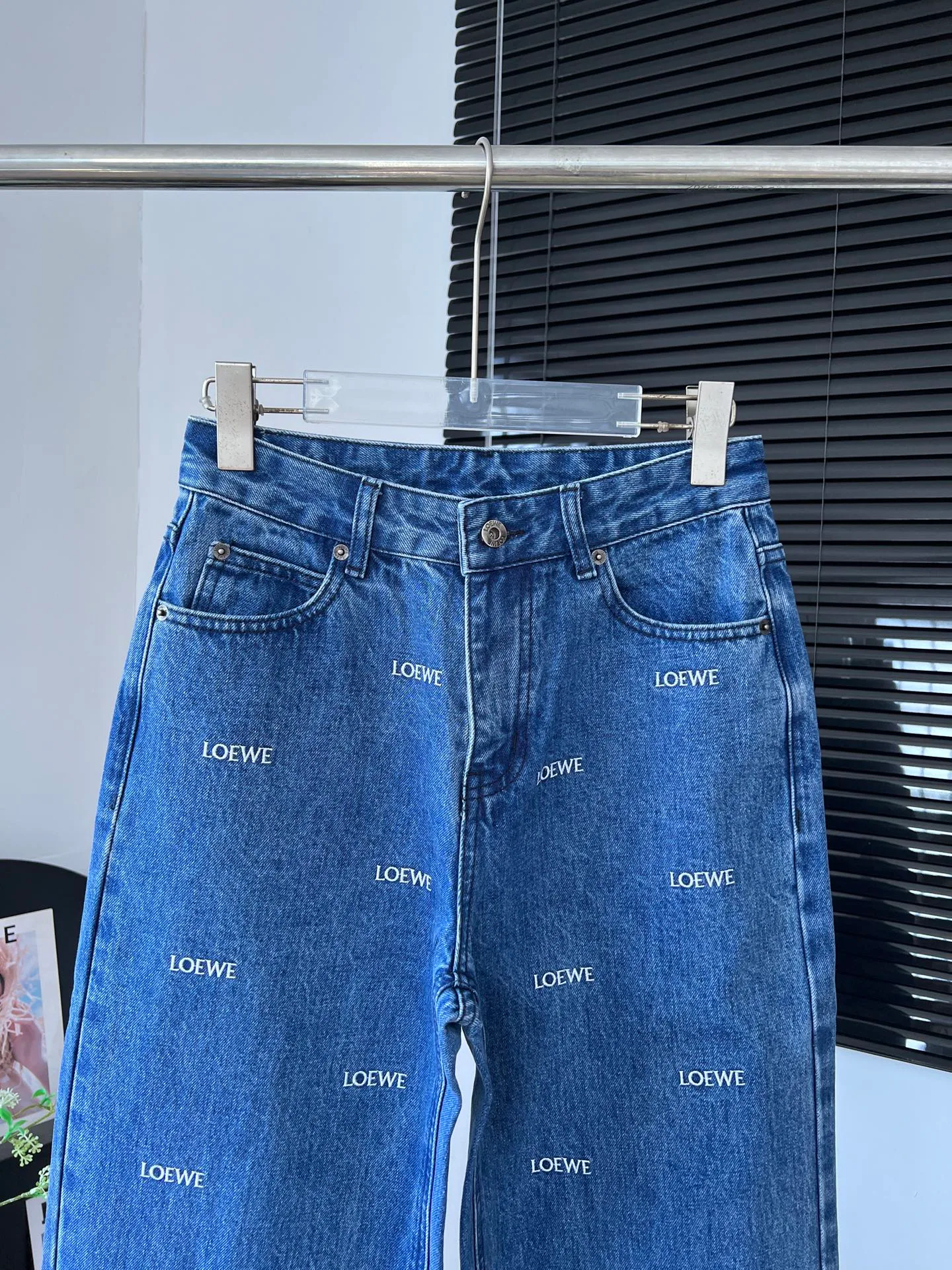 Джинсы Женские Loewe 18363372