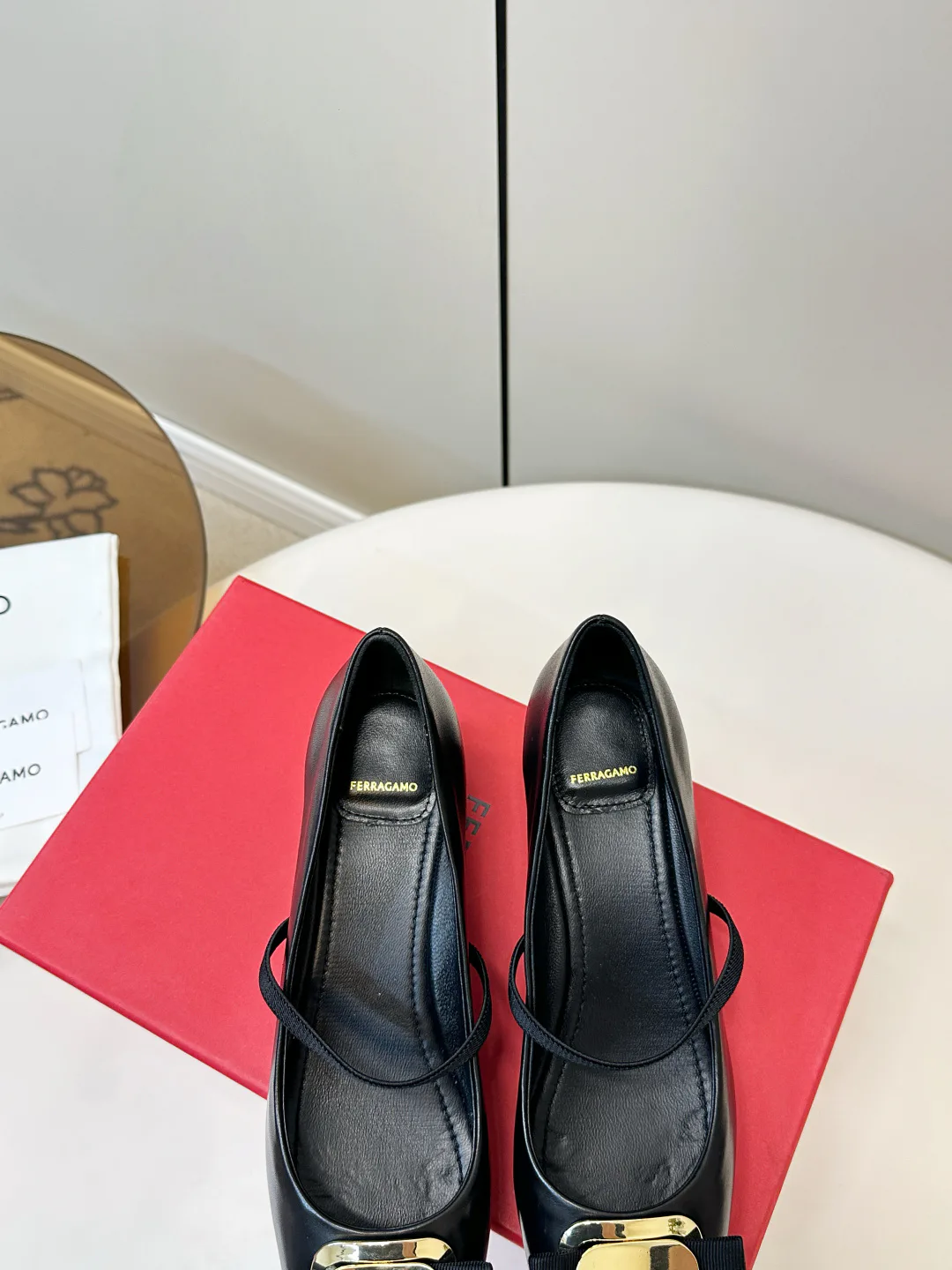 Туфли Женские Salvatore Ferragamo 11668914