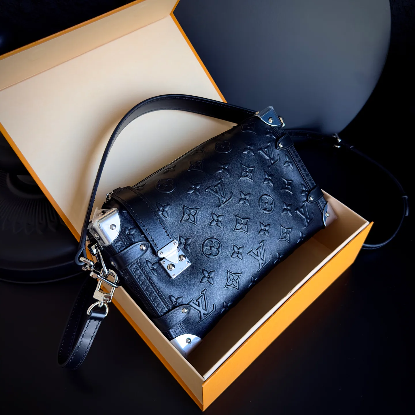 Сумки На Ремне Женские Louis Vuitton 57270