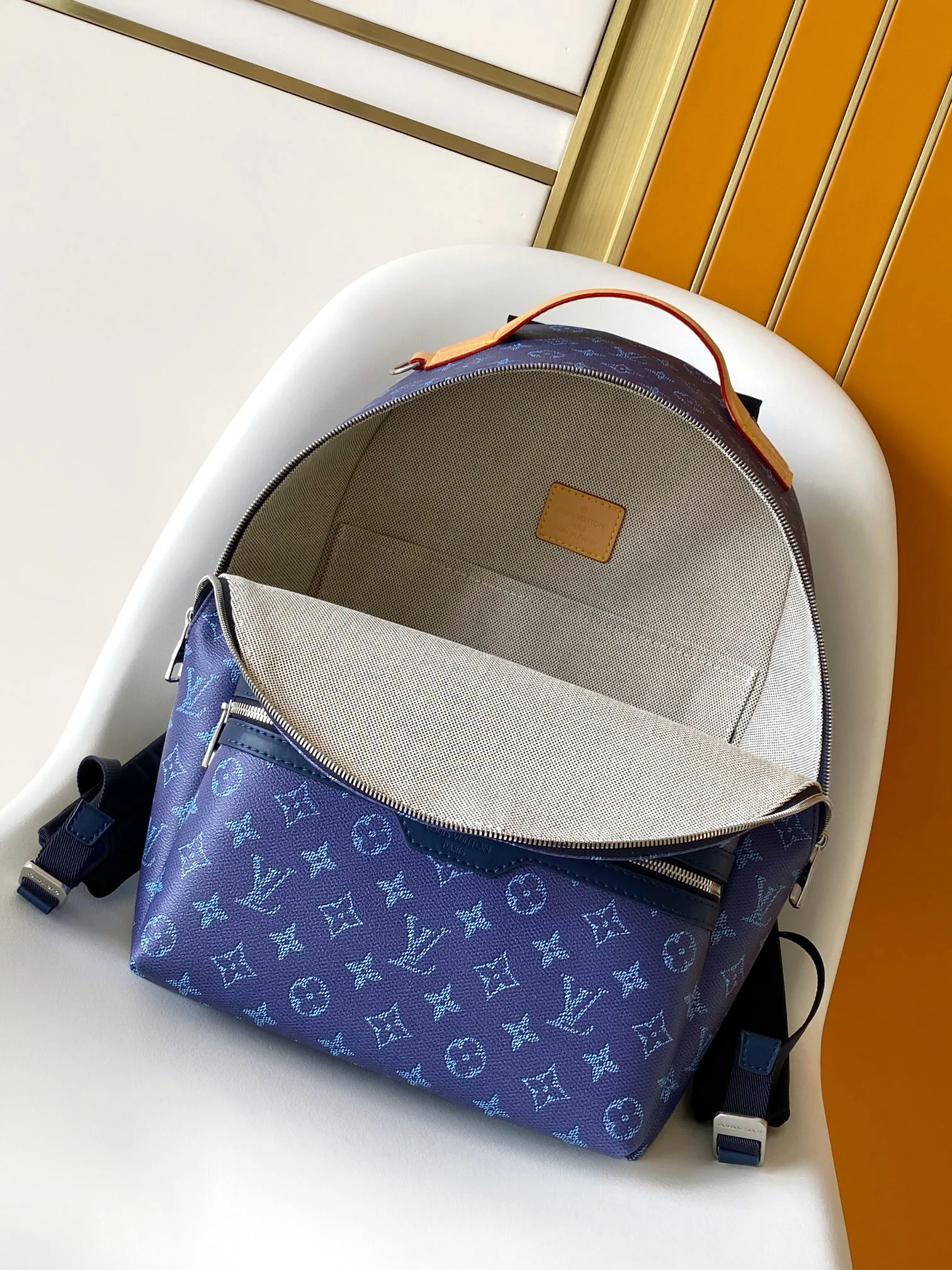 Рюкзаки Женские Louis Vuitton 13435252