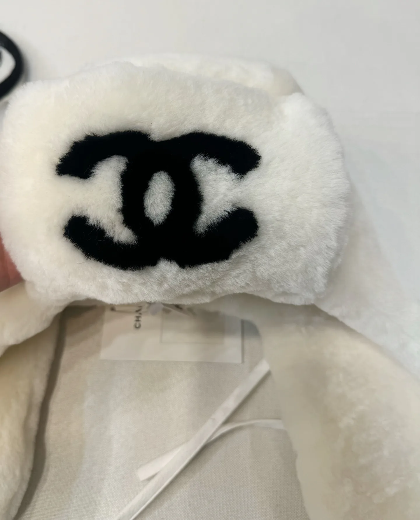 Головные Уборы Chanel 3300818