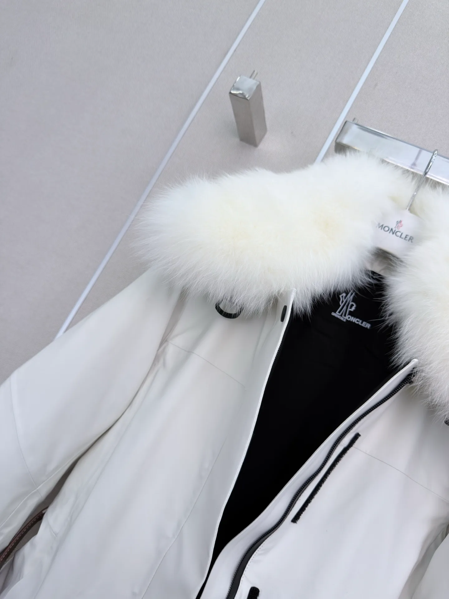 Куртки И Пуховики Женские Moncler 19727156
