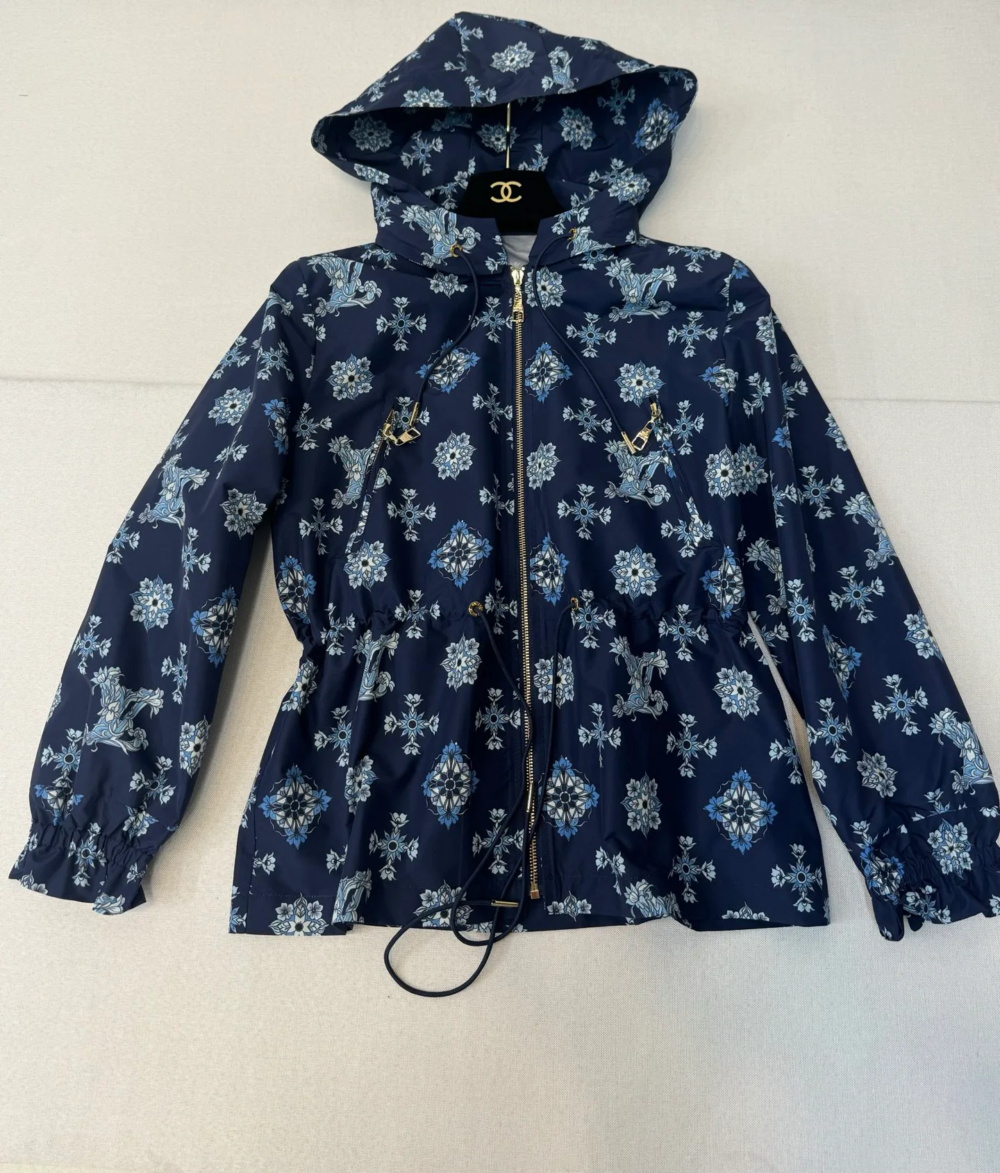 Куртки И Пуховики Женские Louis Vuitton 11225195