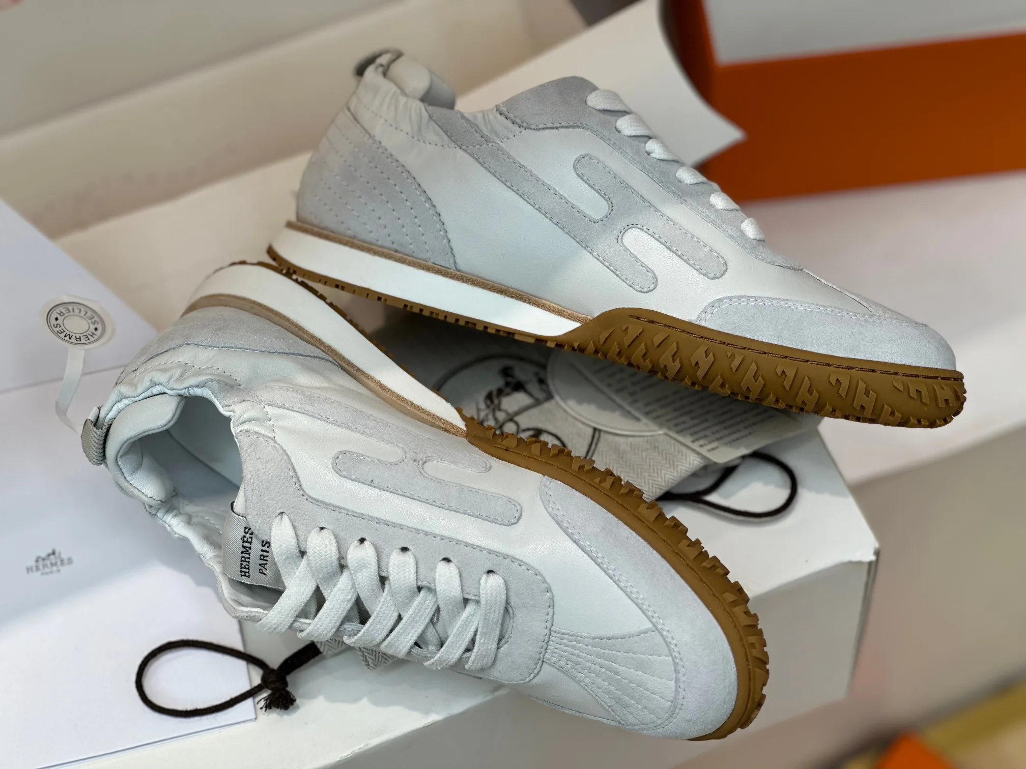 Кроссовки Женские Hermes 114298