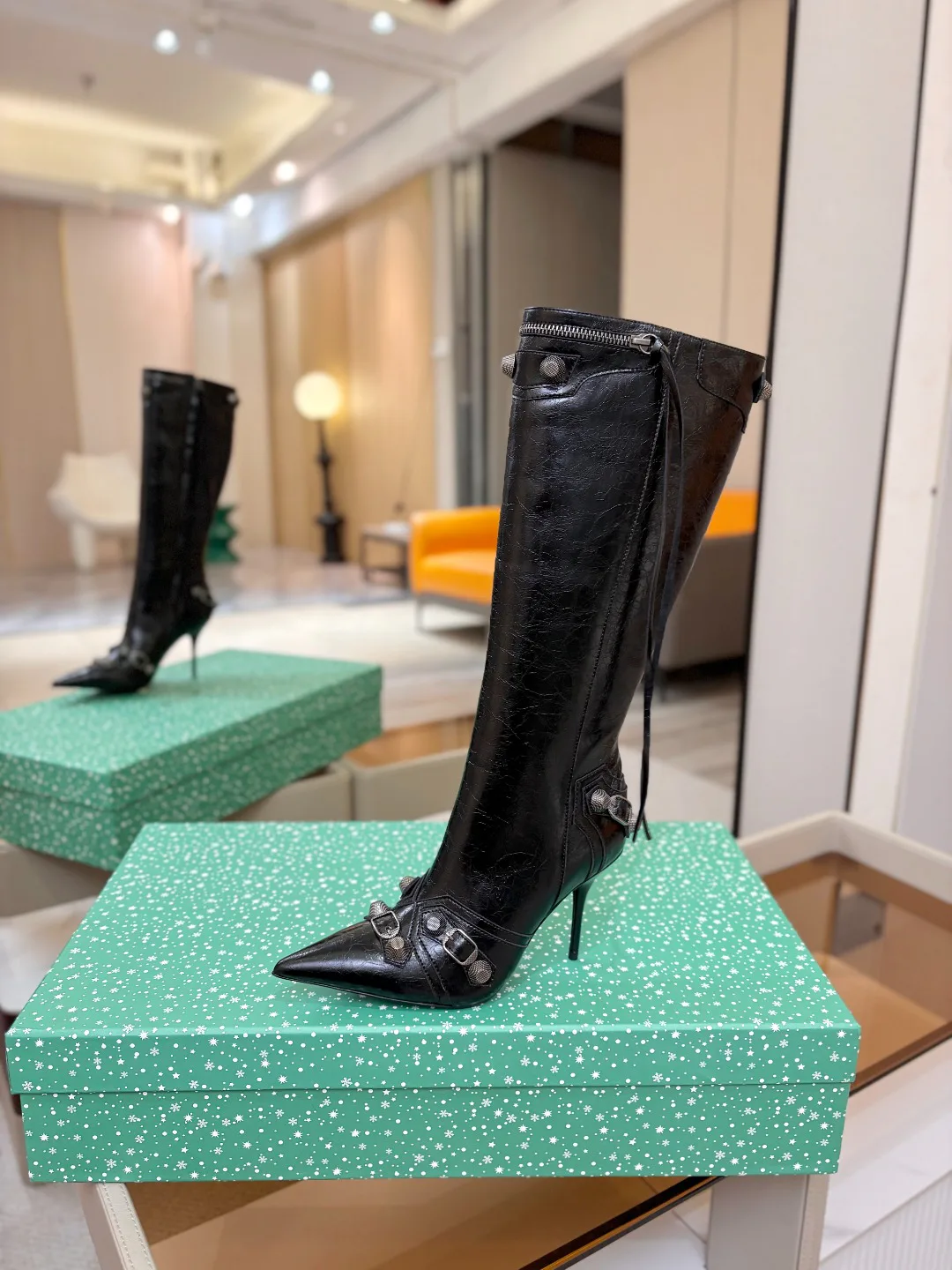 Сапоги Женские Balenciaga 18521337