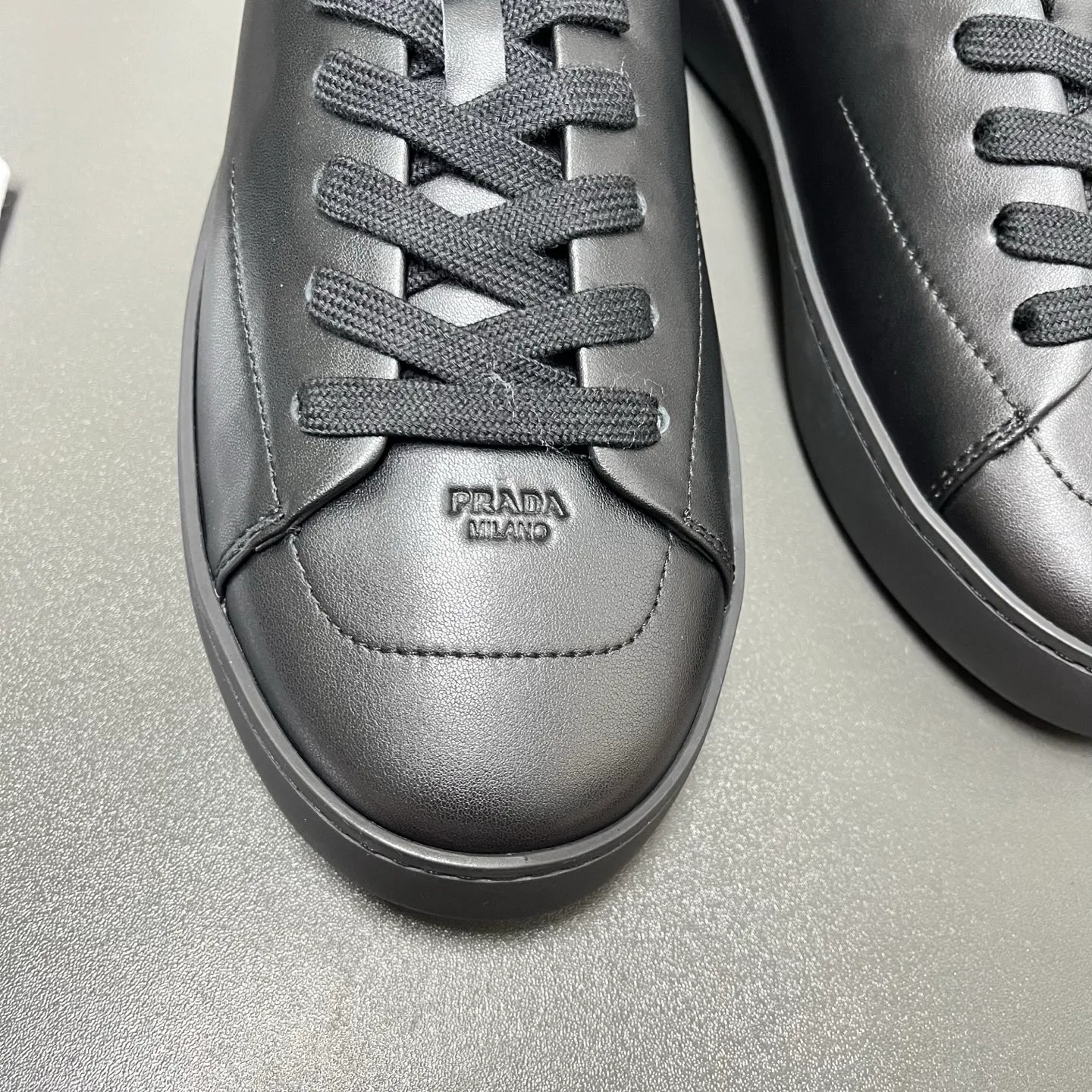 Кроссовки Мужские Prada 16940094