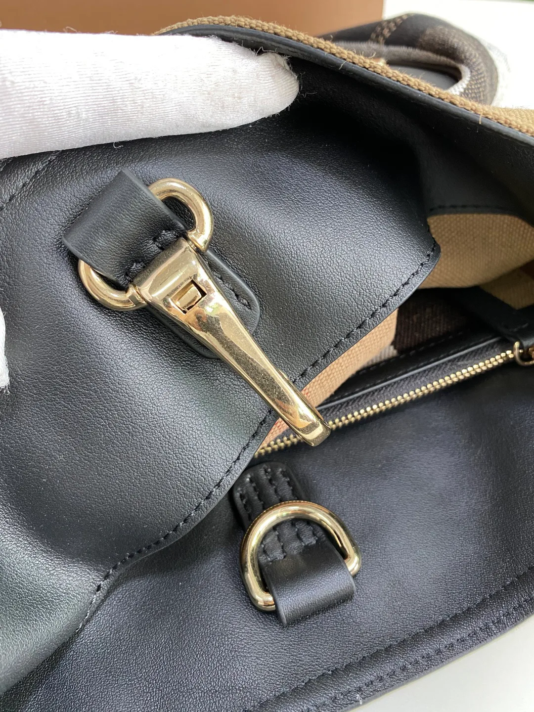 Сумки На Ремне Женские Bottega Veneta 4305175