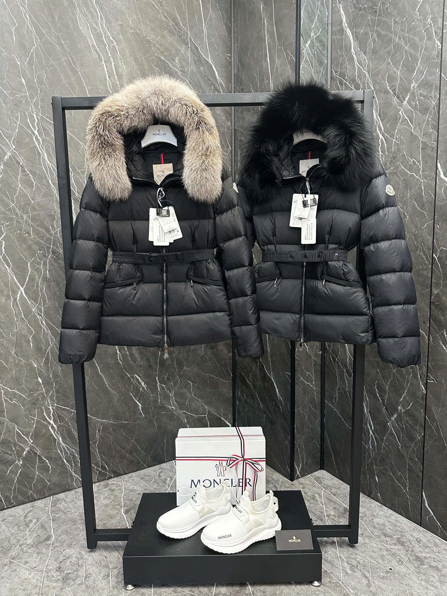 Куртки И Пуховики Женские Moncler 18130061