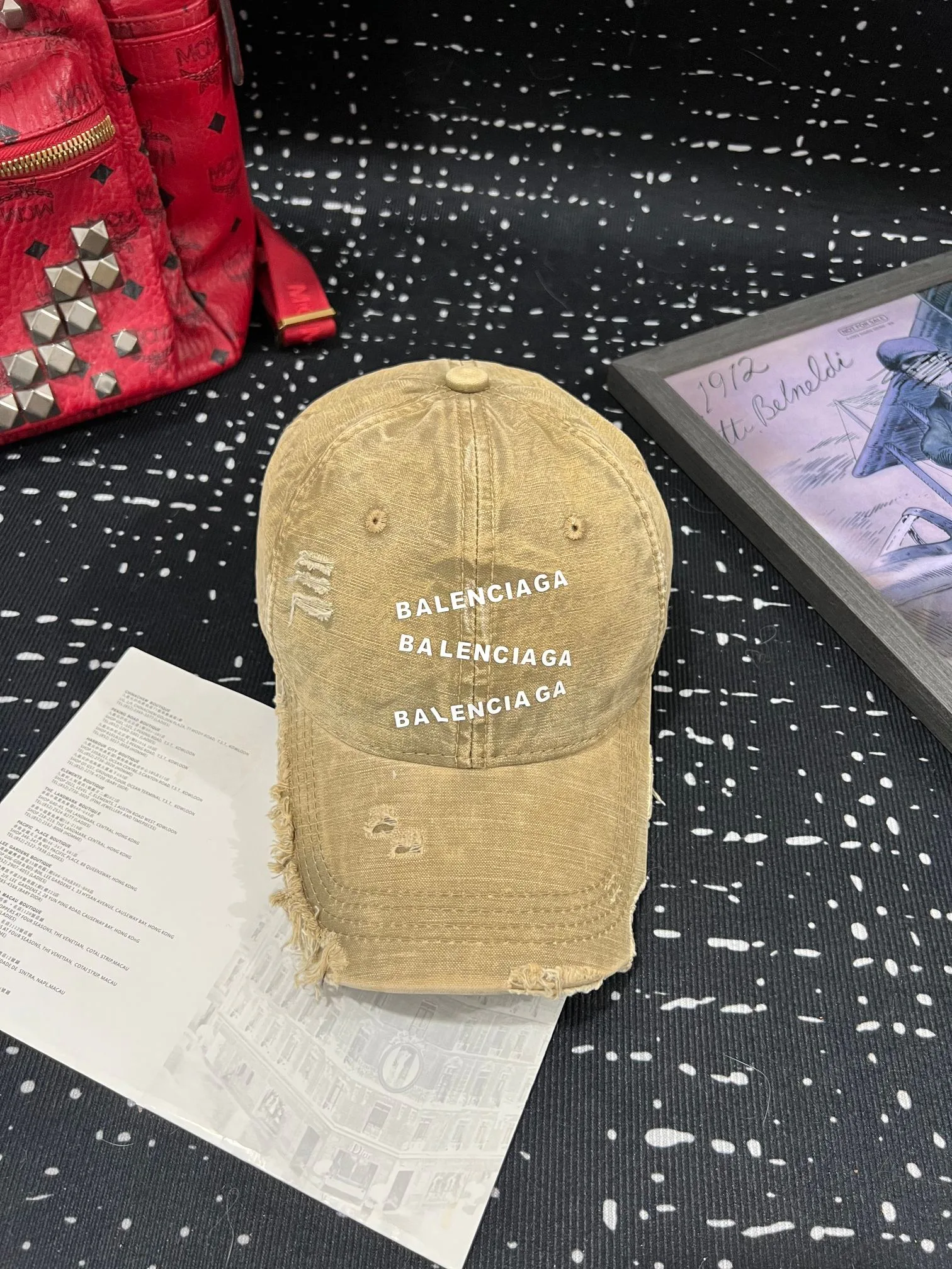 Головные Уборы Balenciaga 11512