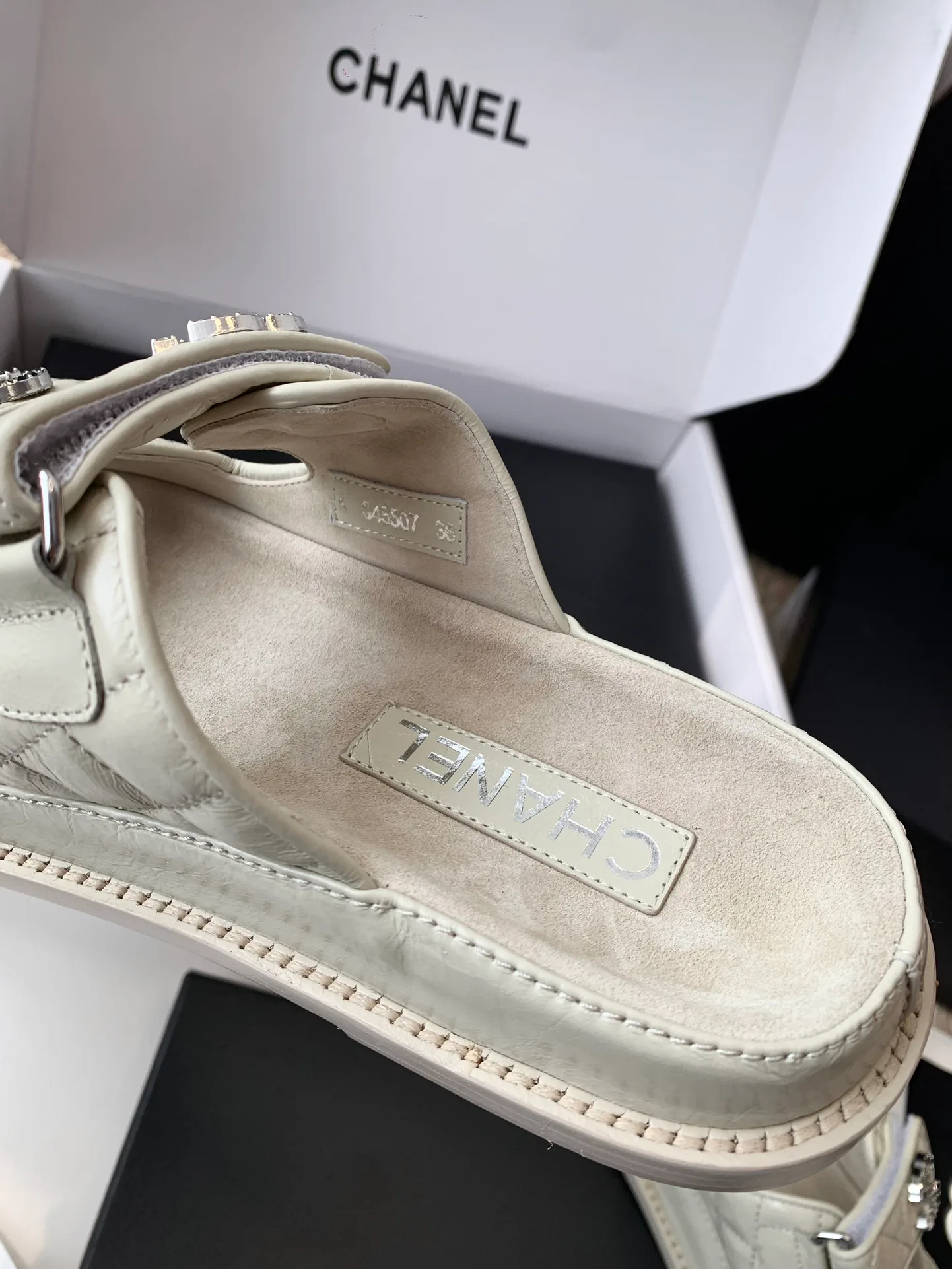 Шлепанцы Женские Chanel 35932