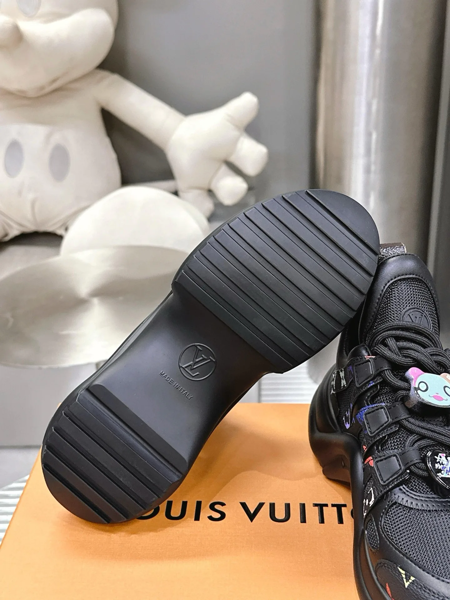 Кроссовки Женские Louis Vuitton 10060944