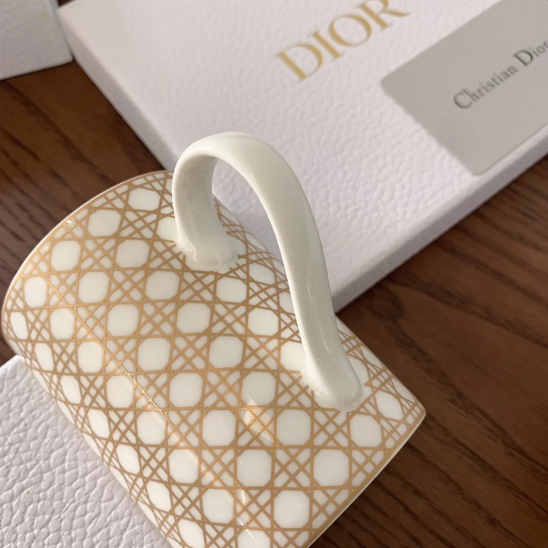 Посуда Christian Dior 1558907