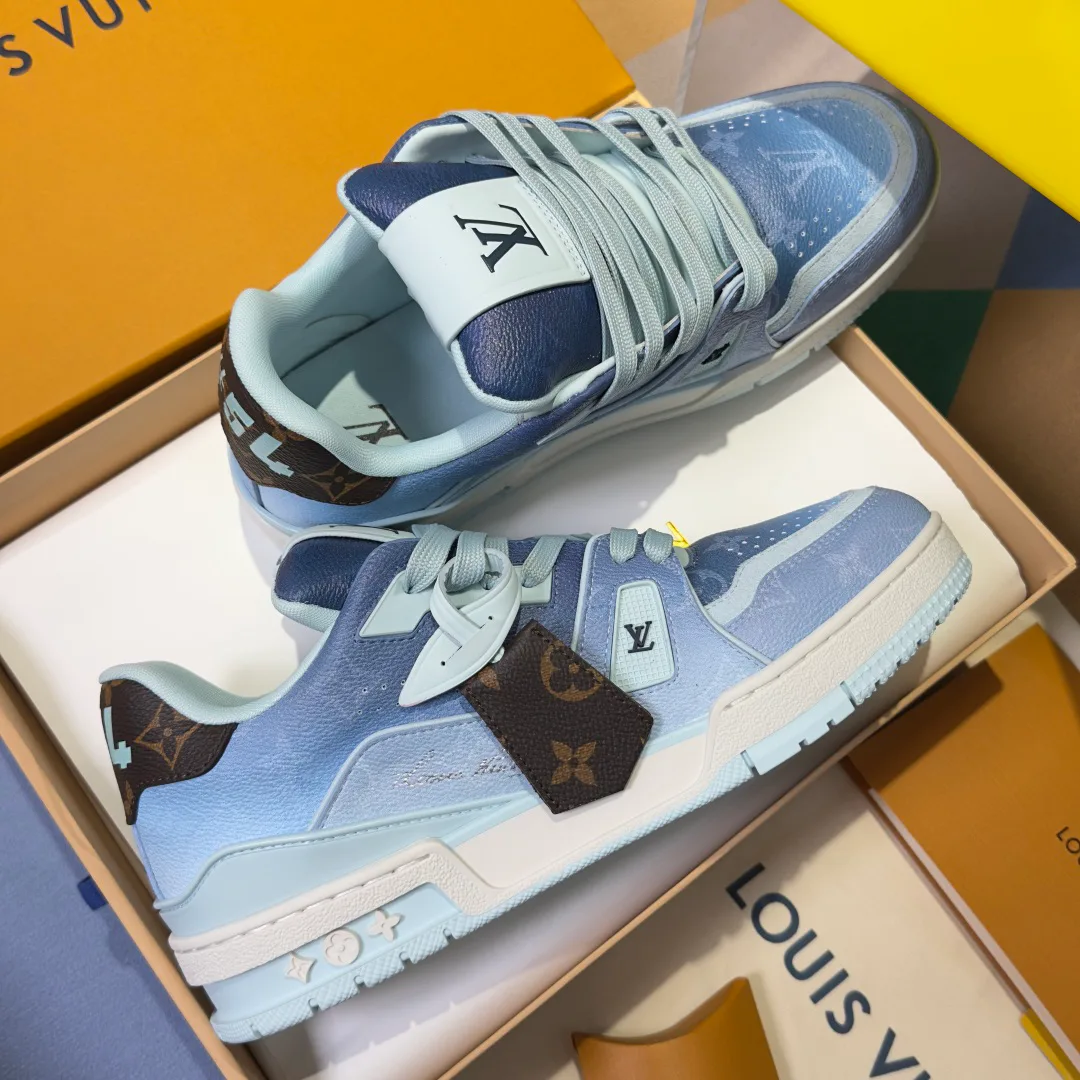 Кроссовки Мужские Louis Vuitton 11907230