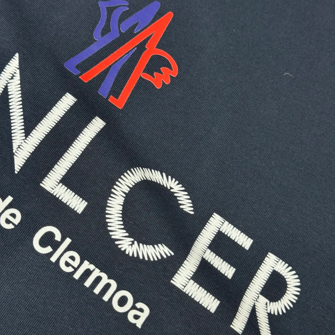 Футболки Женские Moncler 10620015