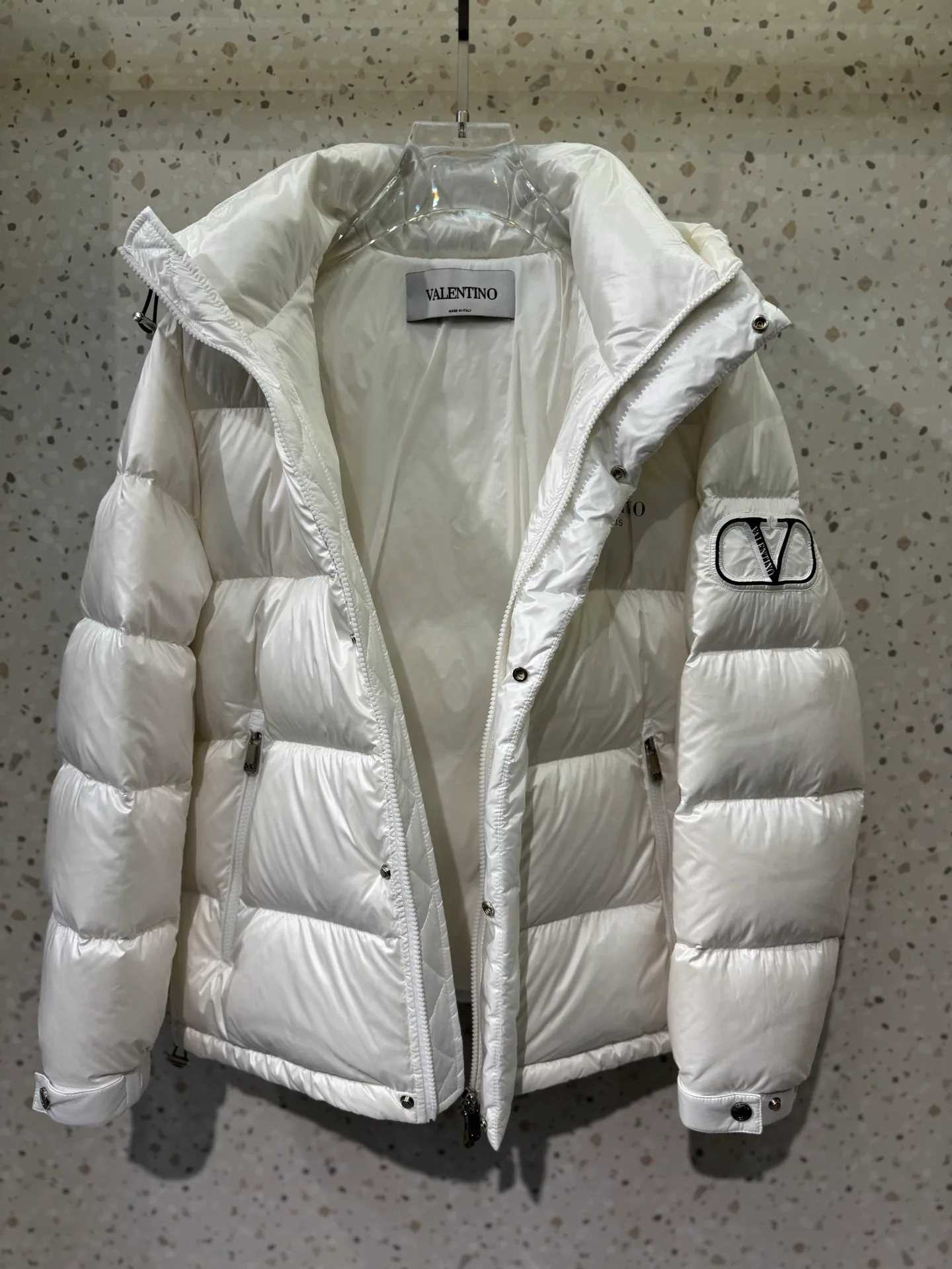 Куртки И Пуховики Мужские Valentino 433416