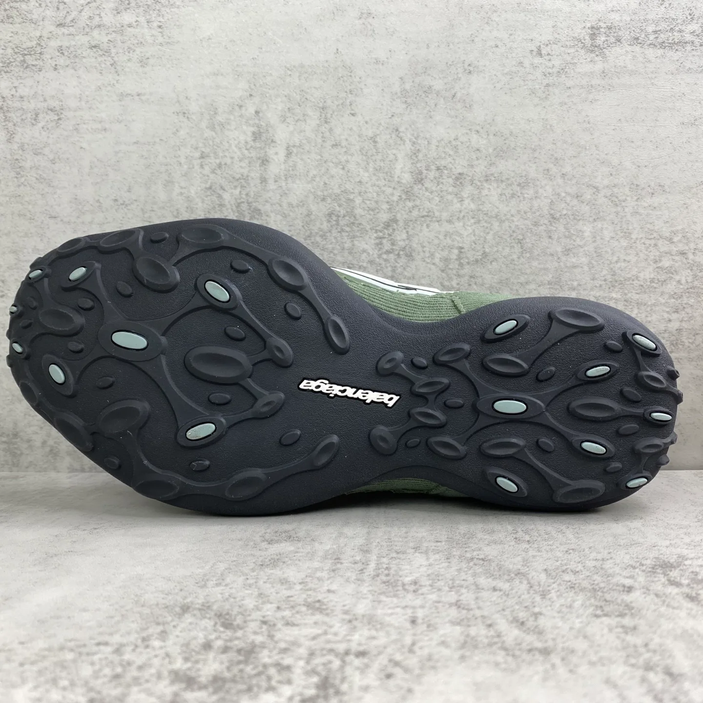 Кроссовки Женские Balenciaga 11216161