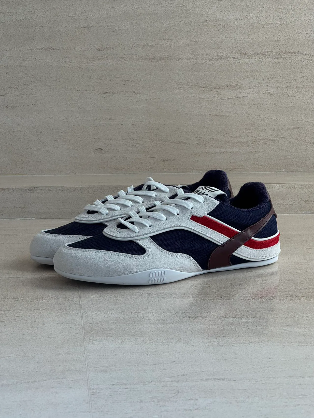 Кроссовки Женские Miu Miu 27103