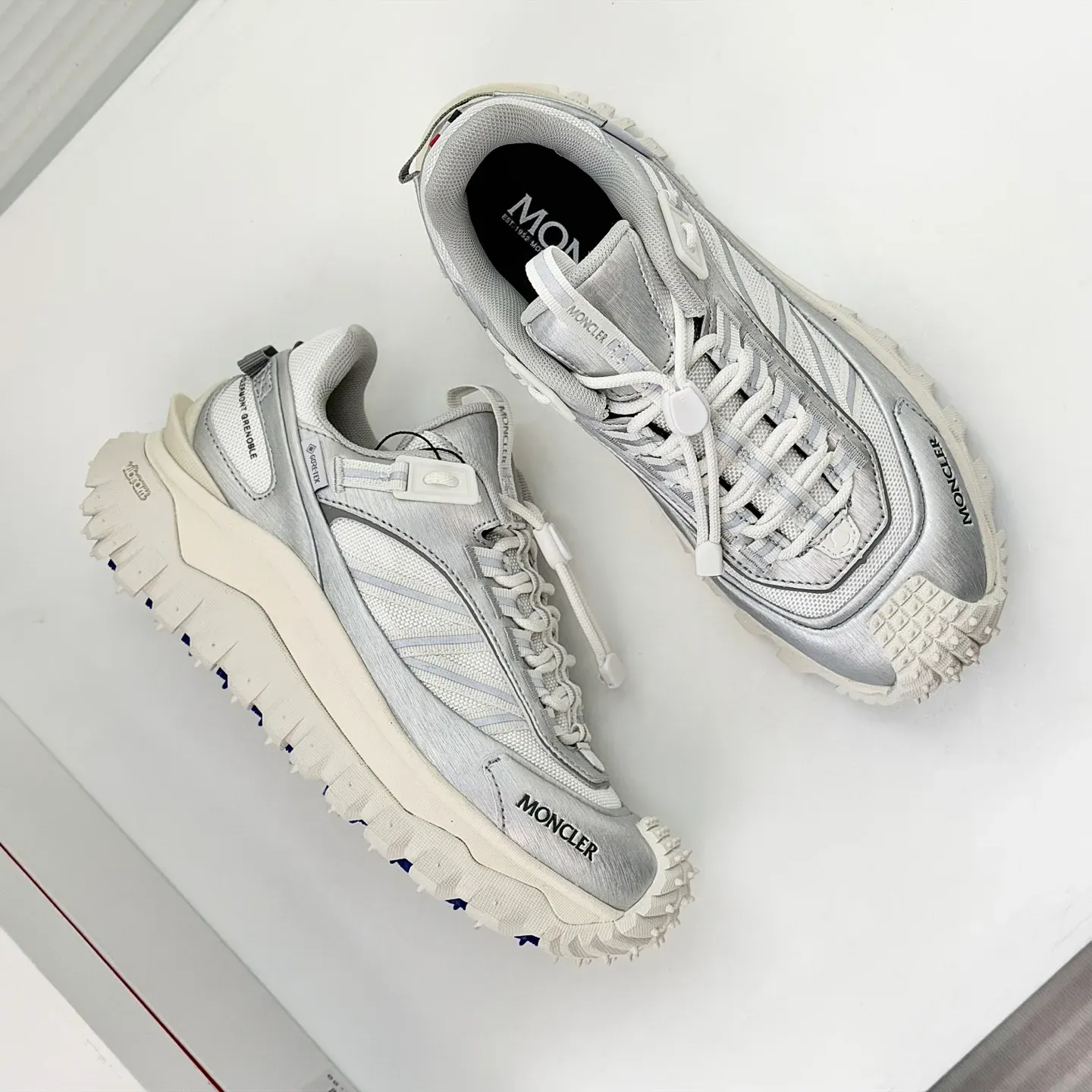 Кроссовки Женские Moncler 5279366