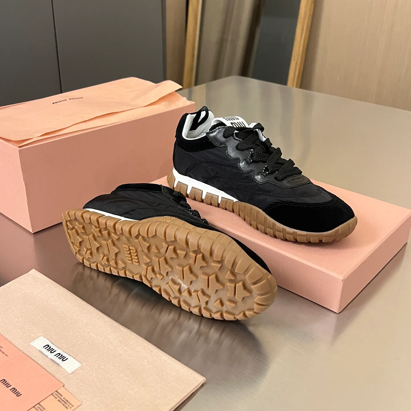 Кроссовки Женские Miu Miu 17968638