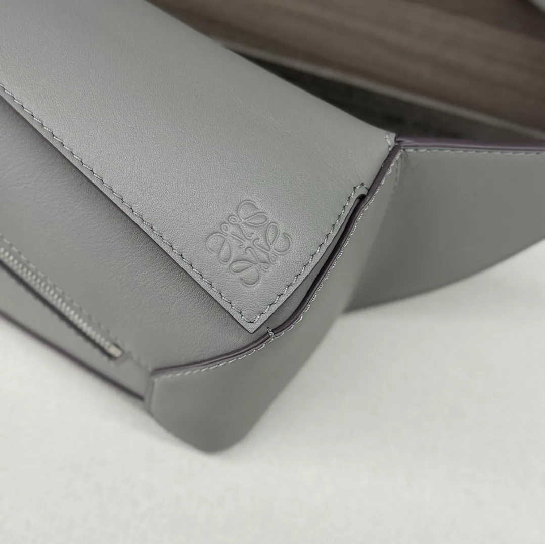 Поясные Сумки Женские Loewe 18231891