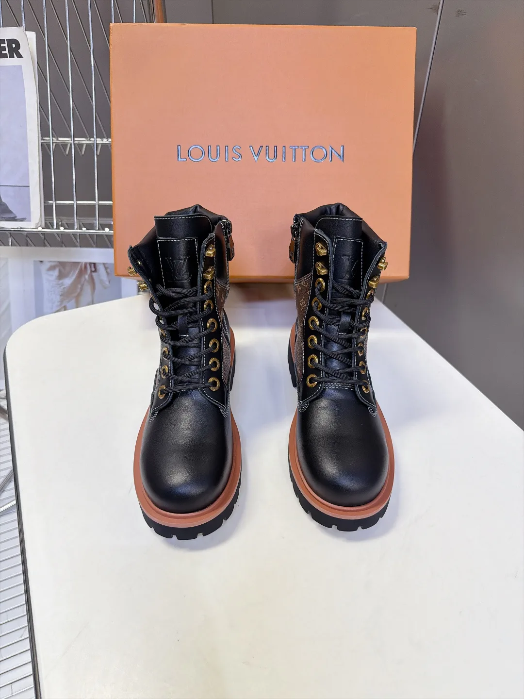 Ботинки Женские Louis Vuitton 18693127